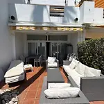 펜션 Townhouse Near Puerto Banus-heated Pool