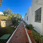 펜션 Townhouse Near Puerto Banus-heated Pool