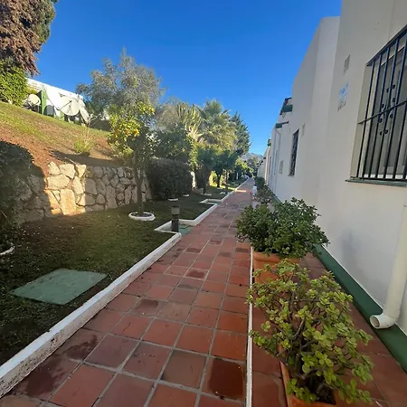 Townhouse Near Puerto Banus-heated Pool *