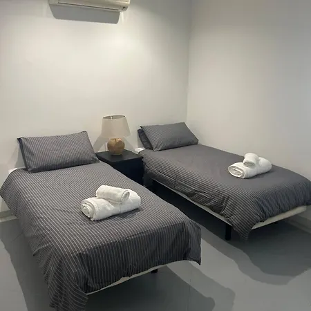 Townhouse Near Puerto Banus-heated Pool