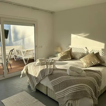 Hébergement de vacances Townhouse Near Puerto Banus-heated Pool