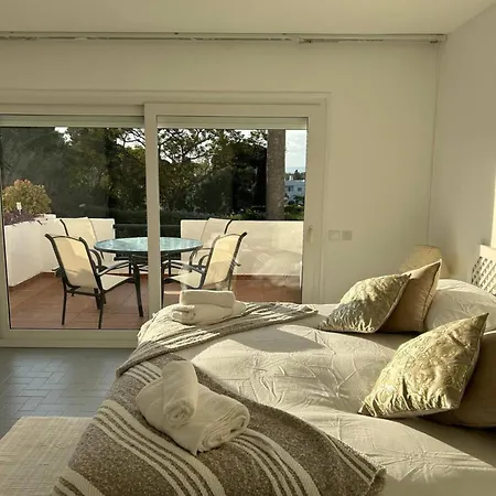 Townhouse Near Puerto Banus-heated Pool *