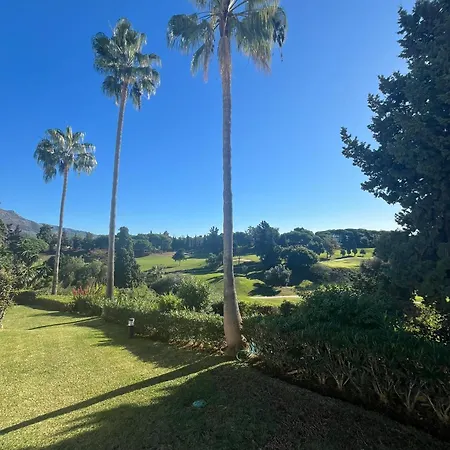Townhouse Near Puerto Banus-heated Pool Hébergement de vacances *