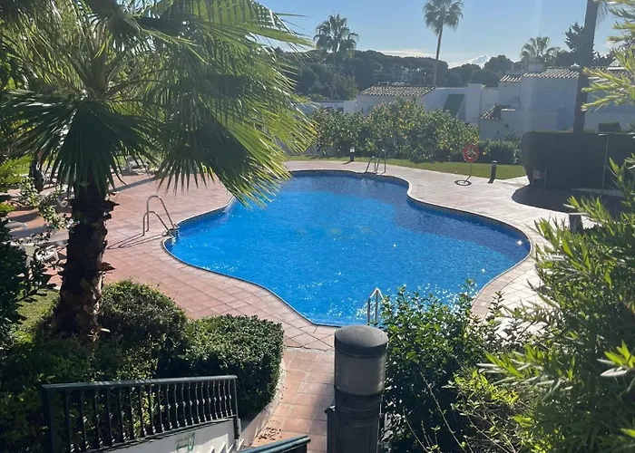 Townhouse Near Puerto Banus-heated Pool