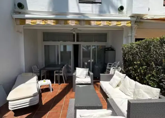 Hébergement de vacances Townhouse Near Puerto Banus-heated Pool