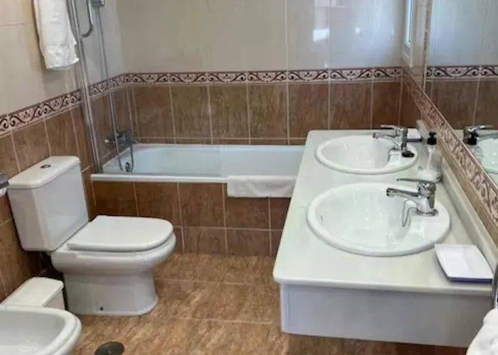 Townhouse Near Puerto Banus-heated Pool * Marbellac