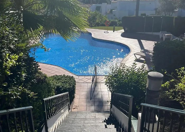 Hébergement de vacances Townhouse Near Puerto Banus-heated Pool