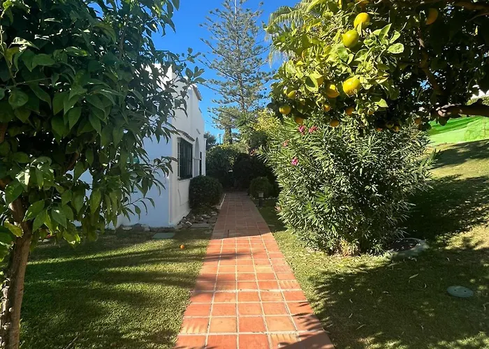 Townhouse Near Puerto Banus-heated Pool Marbellac